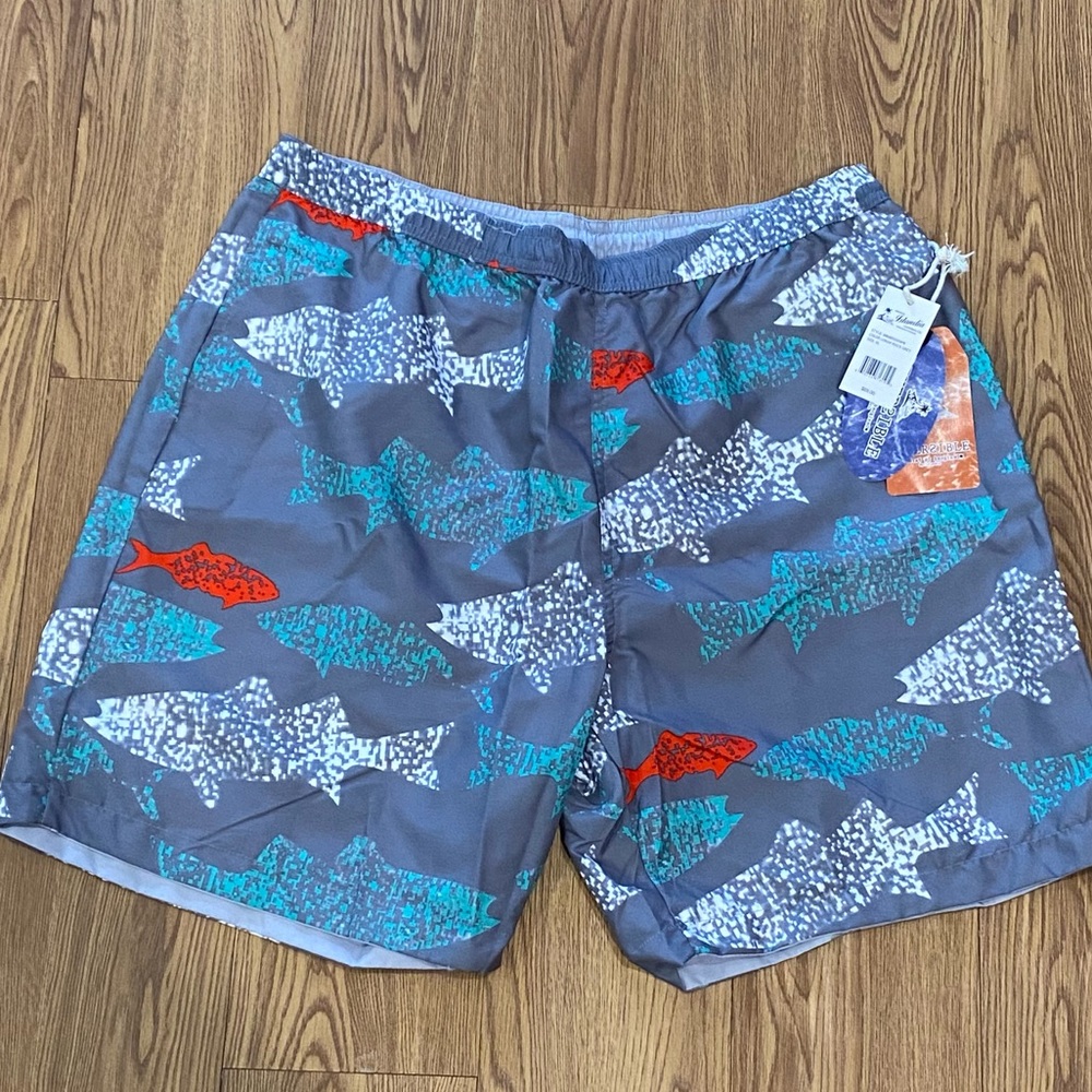 NWT Islandia reversible swim shorts. XL.